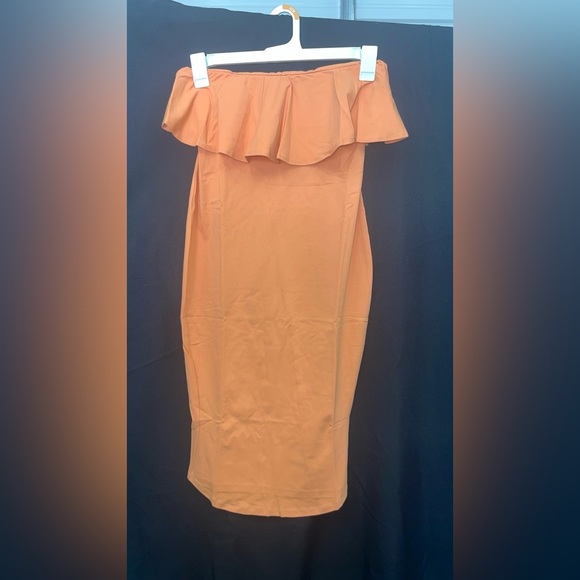 Susana Monaco NWT Strapless Ruffle Dress in Tango (A02) - Picture 2 of 7